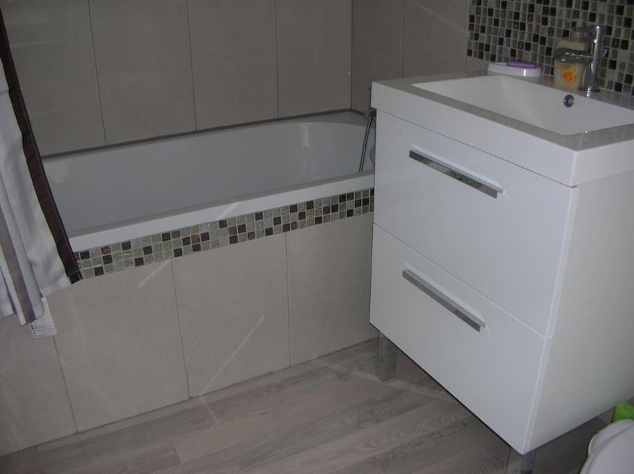 Bord De : Charmante Maison De Pecheur Holiday home *